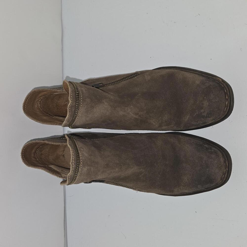 0312 Born Taupe Bootie Women's Size 8M - Picture 3 of 10